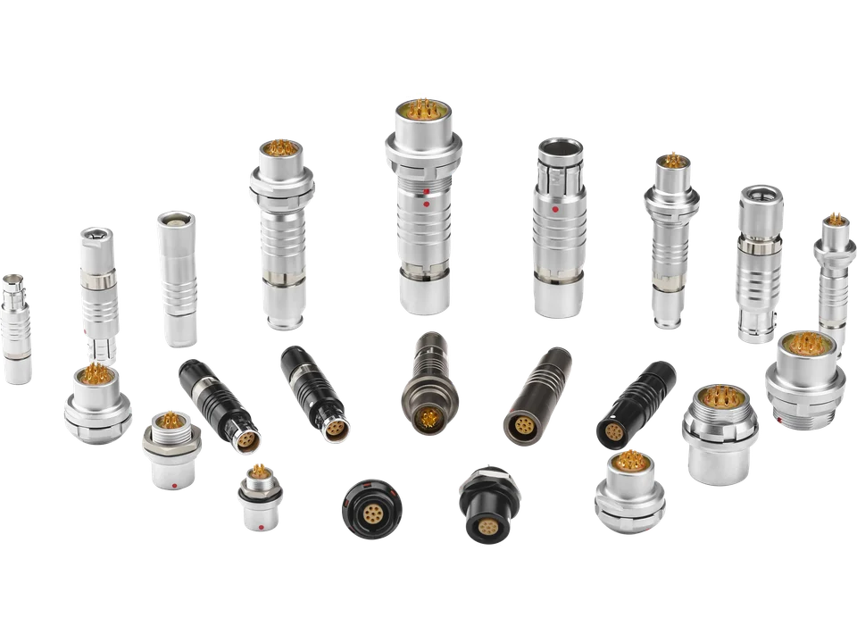 Auswahl metallischer GLOBIX Push-Pull Stecker und Gerätedosen